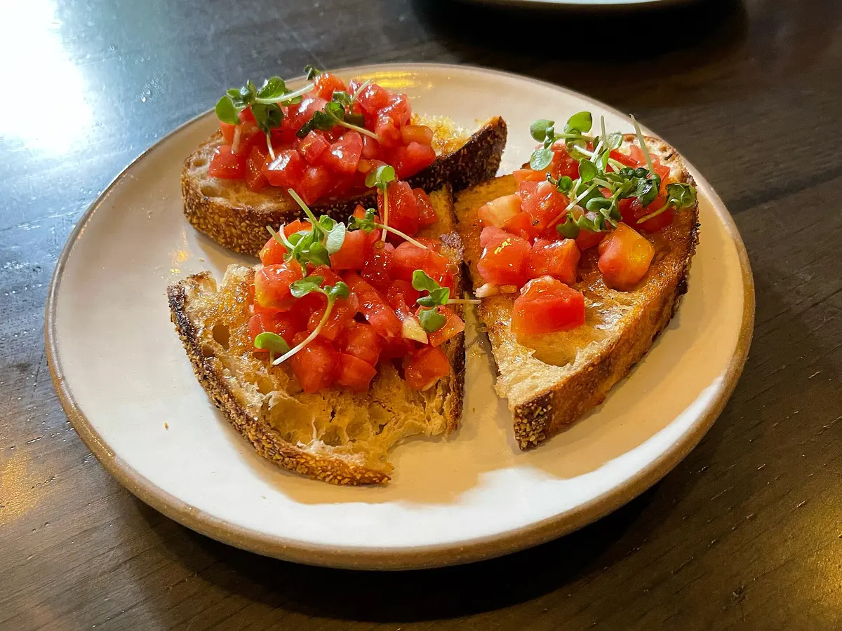 Tomato bruschetta