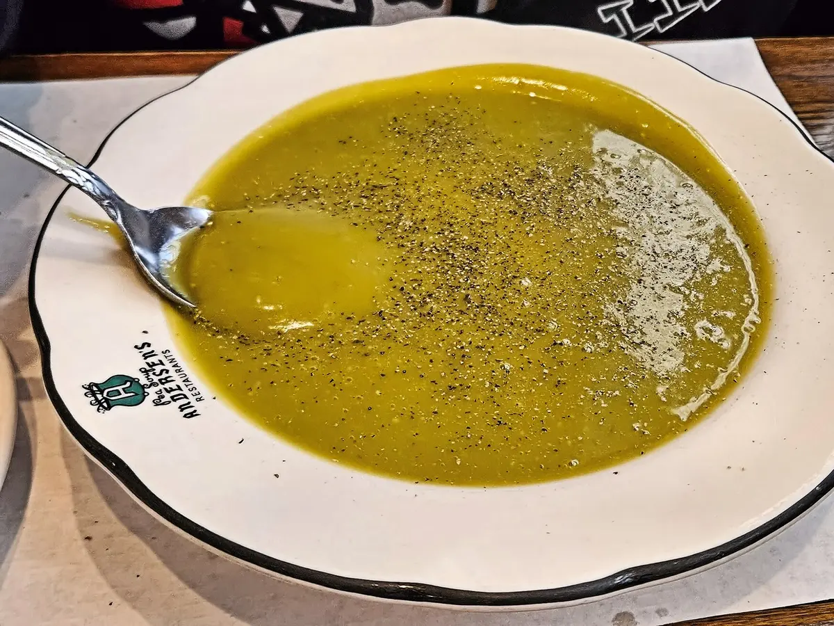 Split pea soup with smoked ribs