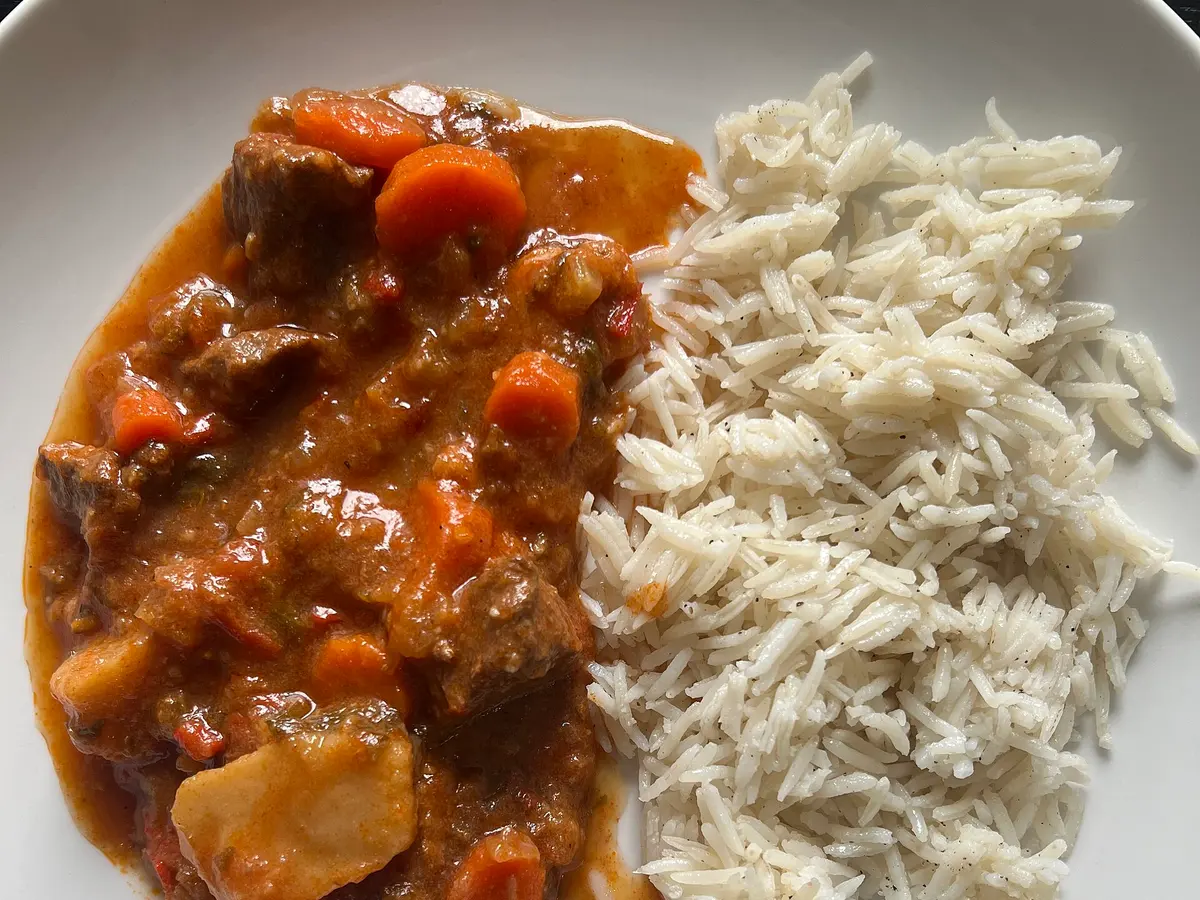 Russian beef goulash with gravy