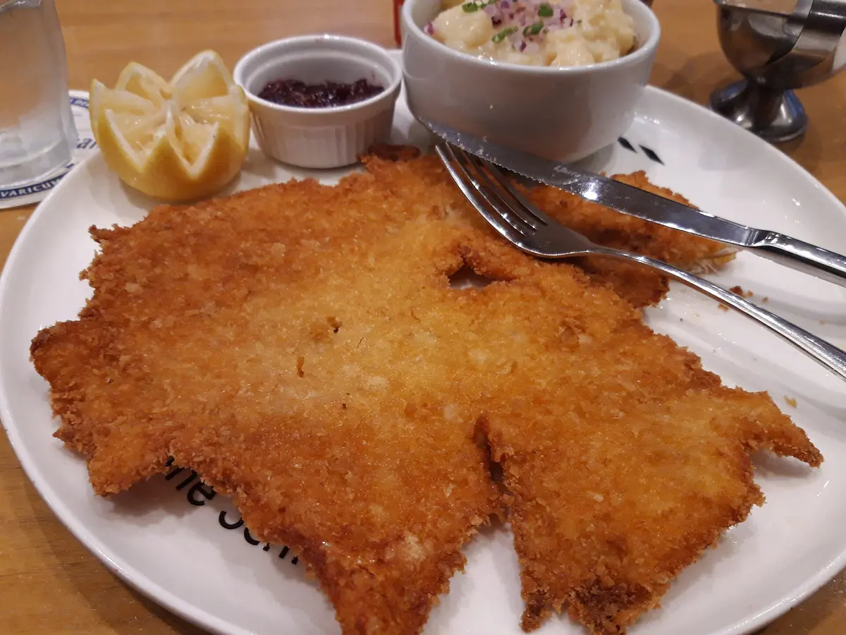 Chicken schnitzels in egg batter