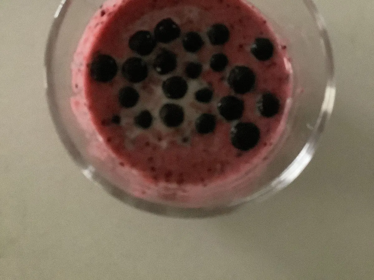 Banana berry smoothie